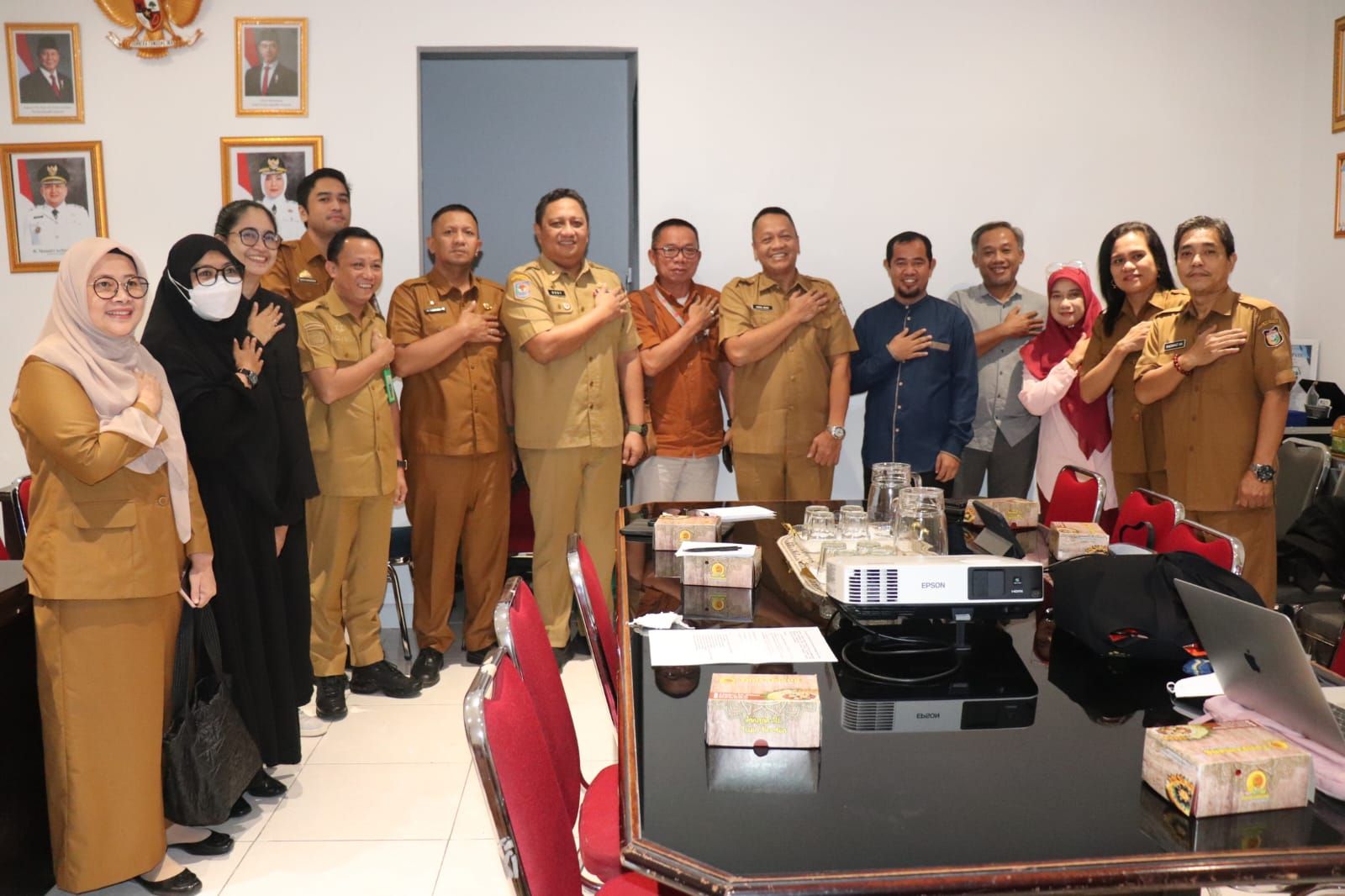 Pembahasan Desain Evaluasi Riset Pengelolaan Sampah Berbasis Ekonomi Sirkular Kota Makassar