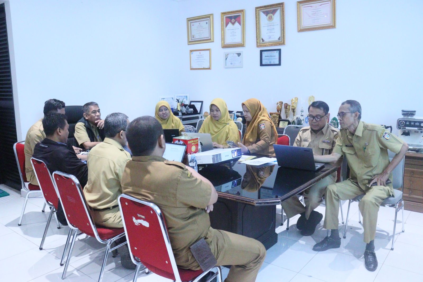 Kepala Brida, Menghadiri Kegiatan Fasilitasi dan Pembinaan untuk Peningkatan Difusi Inovasi III