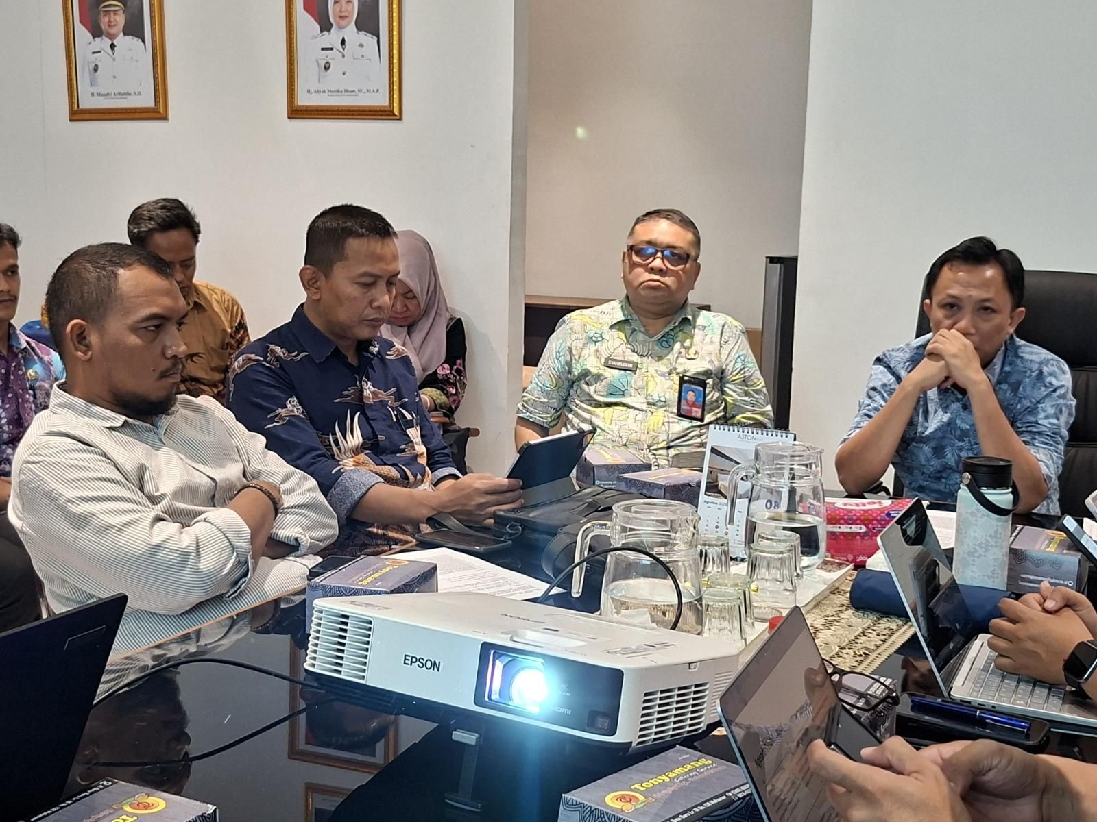 Sidang TPM II Hasil Penyusunan Draf Laporan Akhir Riset Digitalisasi Layanan